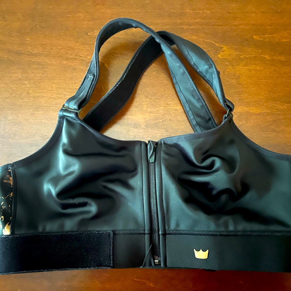 Shefit medium impact sports bra